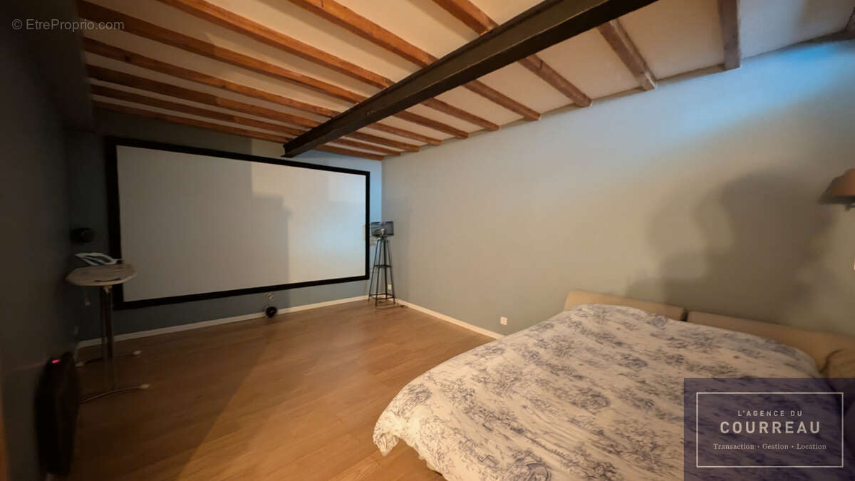 Coup de cœur assuré ! Maison de 117 m2 avec extérieur et dépendance dans l'Écusson - photo 11