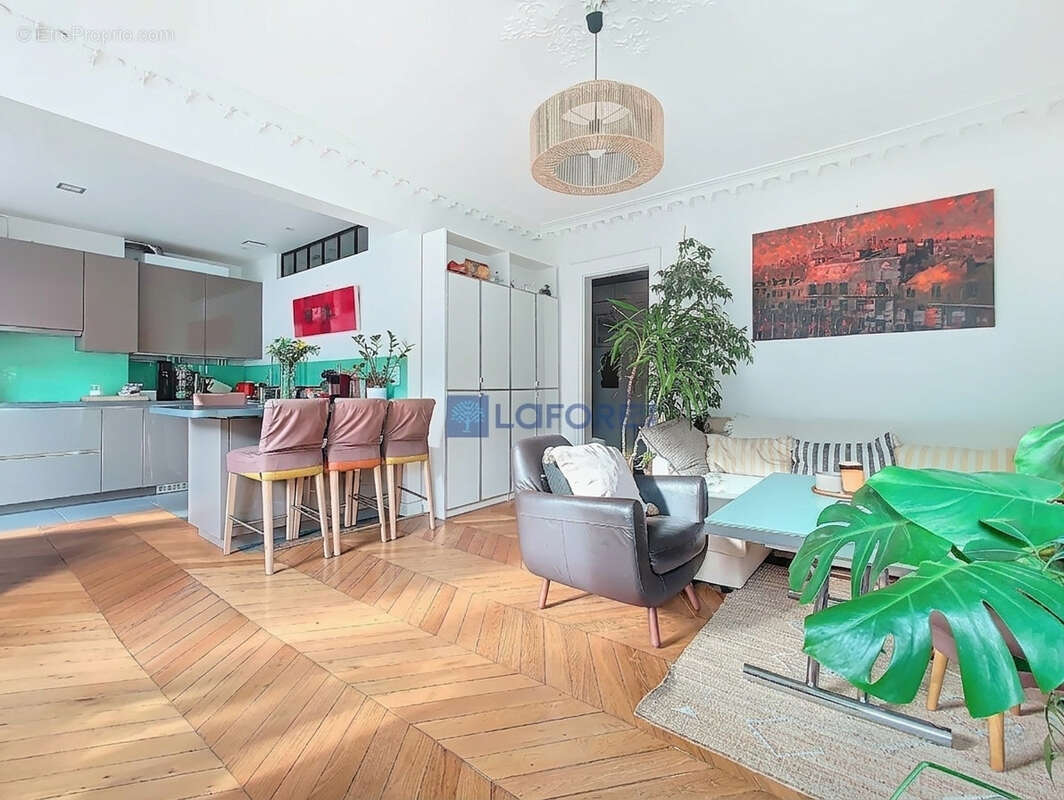 Appartement à PARIS-2E