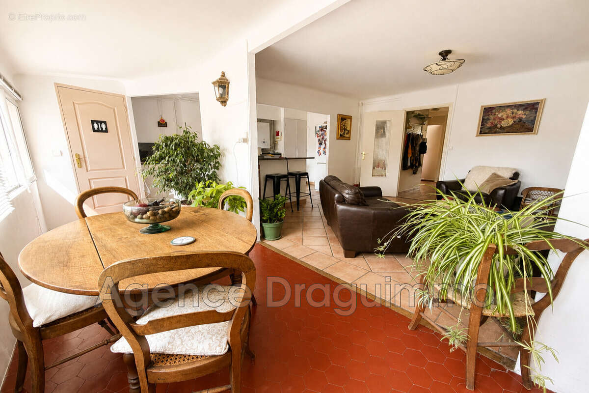 Appartement à DRAGUIGNAN