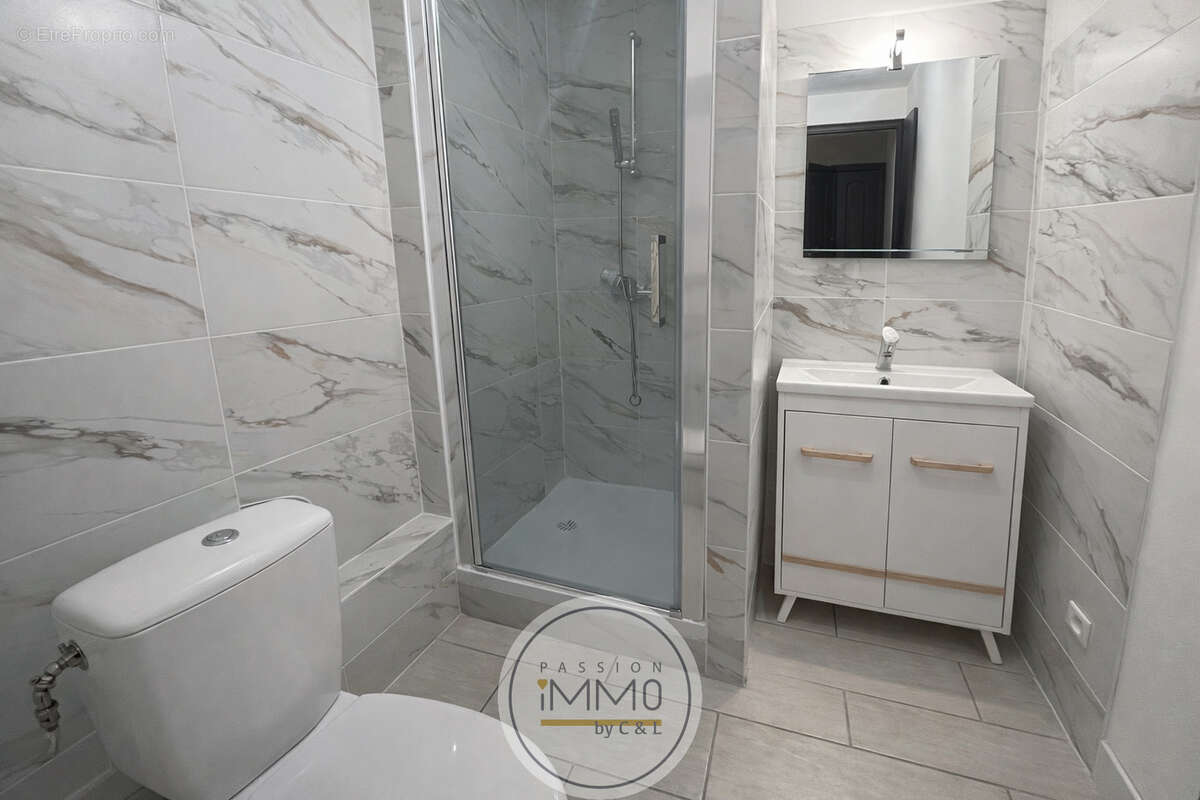 Appartement à LES MEES