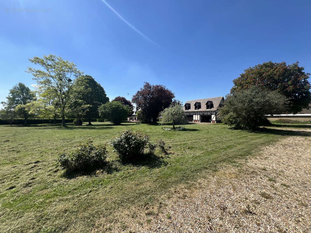 Maison à LE NEUBOURG