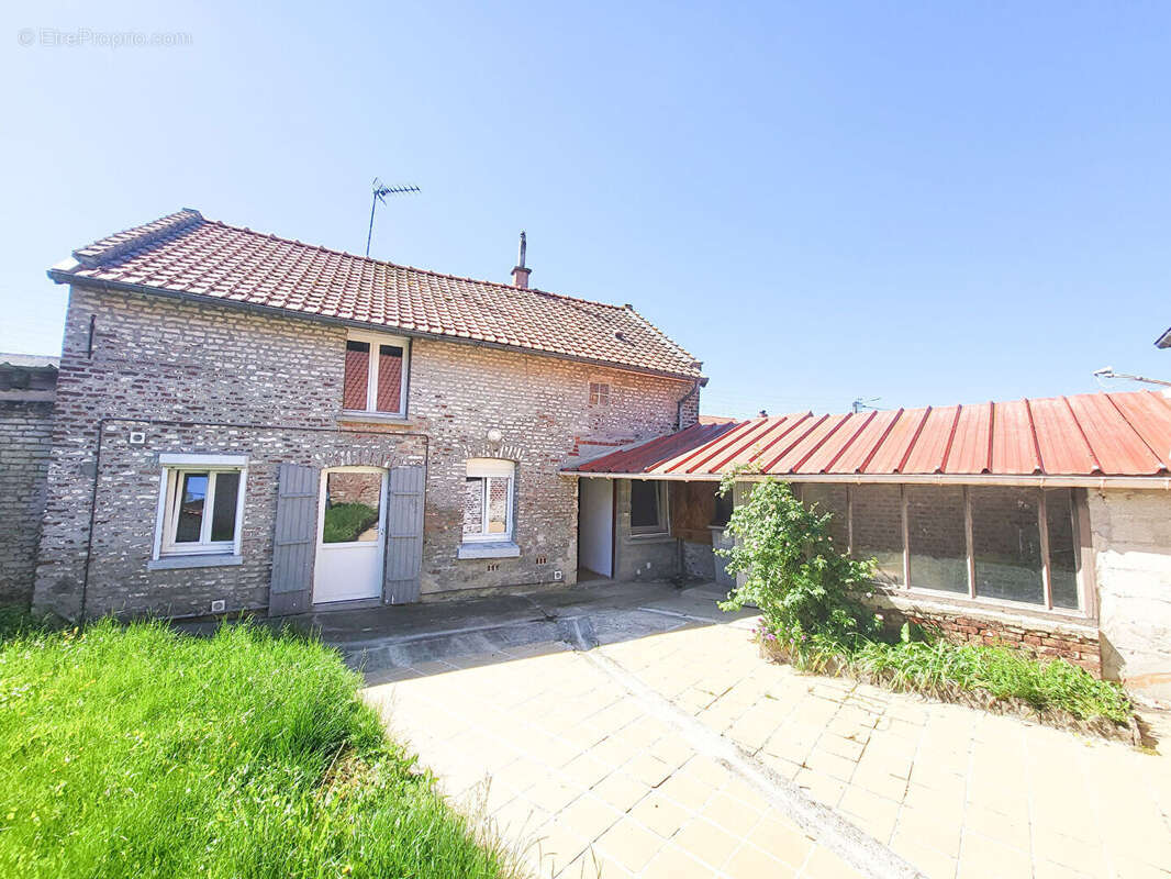 Maison à CLARY