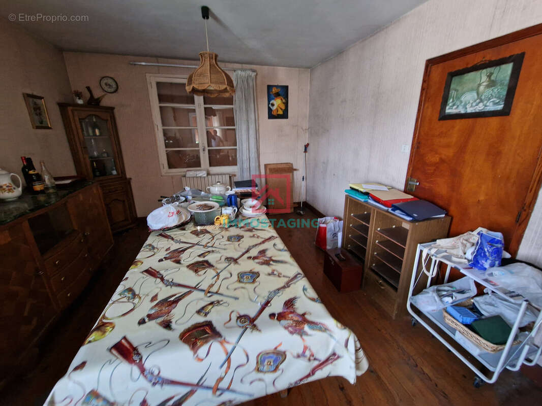 Maison à LACAUNE