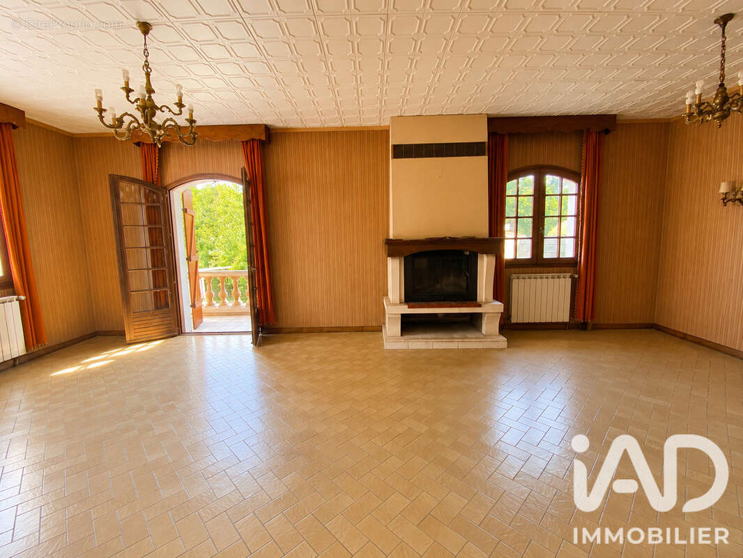 Maison 82 m² à Viry-Noureuil  - photo 5