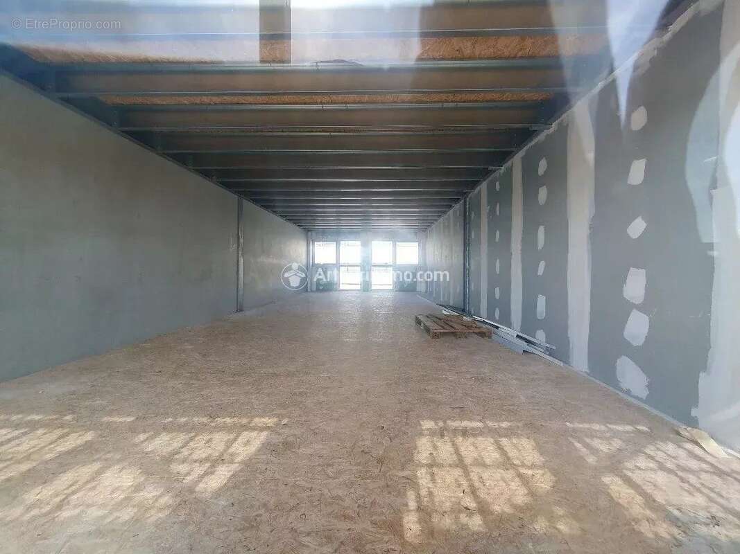 Commerce à VILLIERS-LE-BEL