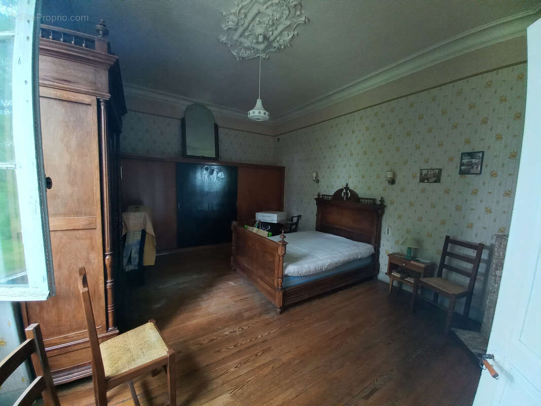 Maison à MIRANDE
