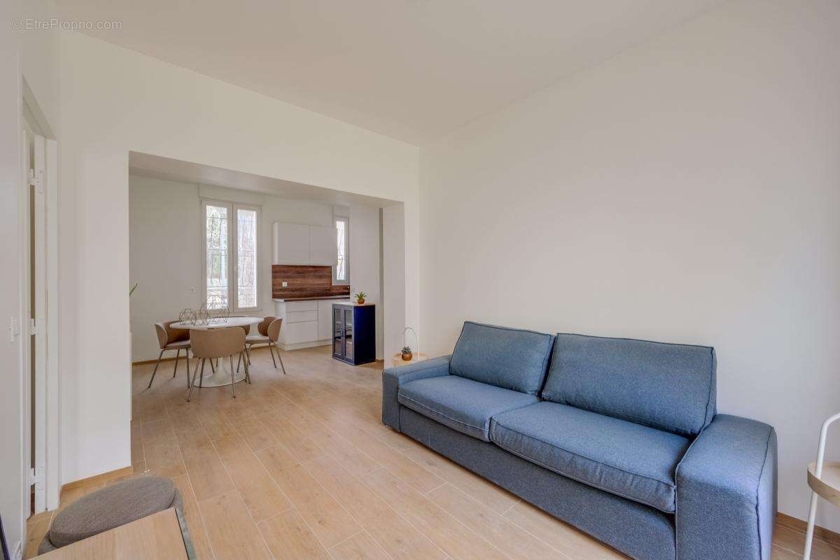 Appartement à AUBERVILLIERS