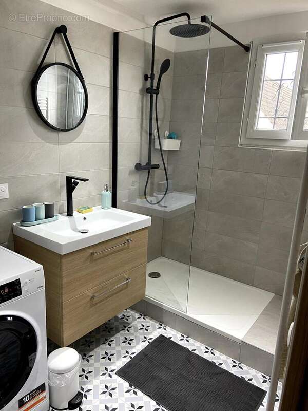 Photo 9 - Appartement à LE RAINCY