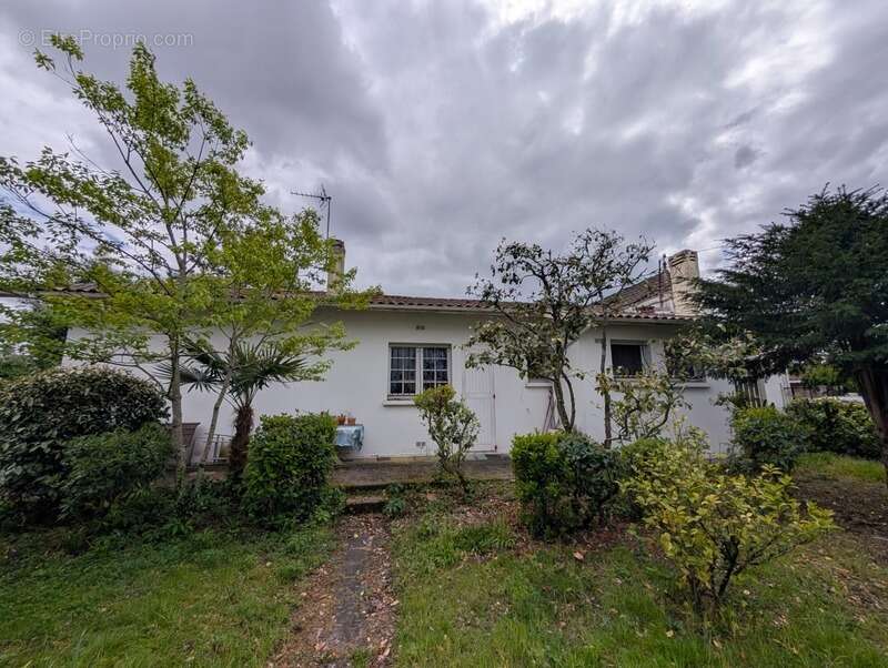 Maison à MERIGNAC