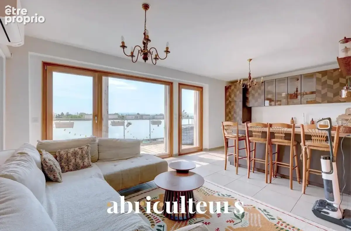 Appartement au dernier étage d'une résidence sécurisé en vente à Saint-Priest (69800) - photo 5