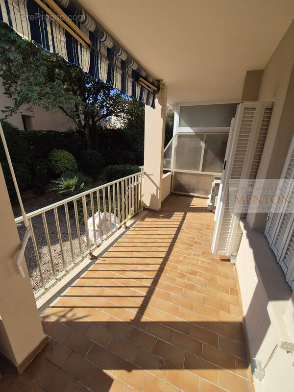Appartement à ROQUEBRUNE-CAP-MARTIN