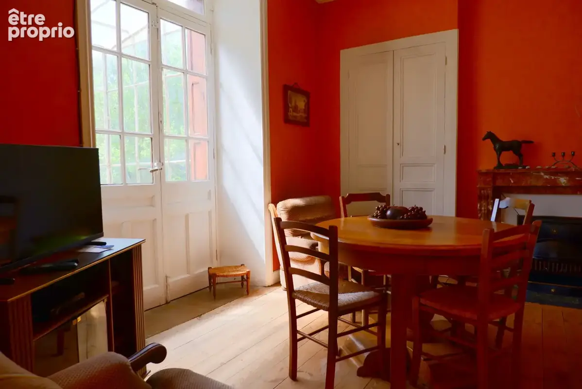Maison en pierre de 221 m2 avec dépendances et gîte - Le Mazet-Saint-Voy - photo 8