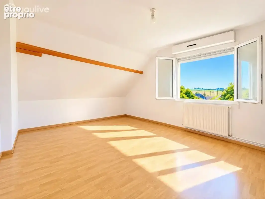 VILLEBOUGIS (89) - MAISON 130 m² - 185 000 € - photo 10