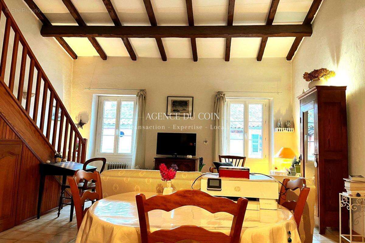 Appartement à TRANS-EN-PROVENCE