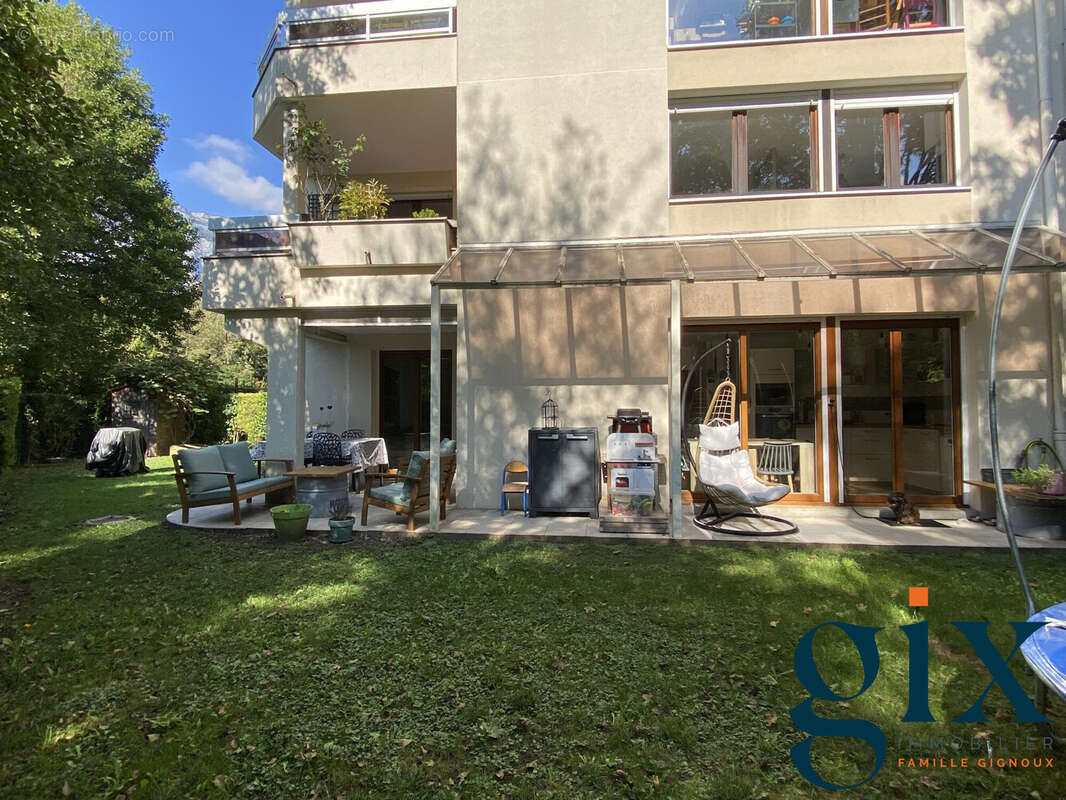 Appartement à MEYLAN