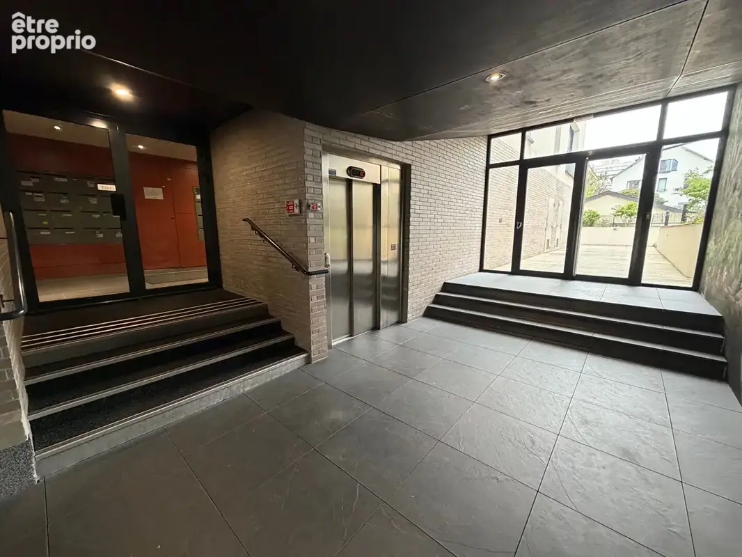 Appartement 4 pièce(s) 91.34 m2 QUARTIER CENTRE VILLE - photo 2