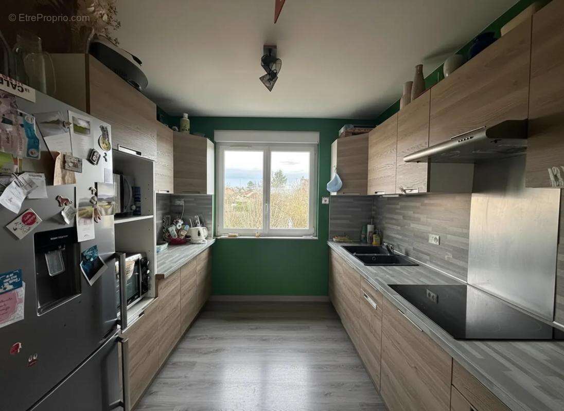 Appartement à YZEURE