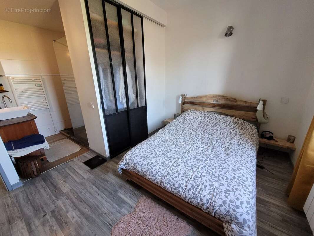 Maison à SAINT-HILAIRE-DE-BRETHMAS