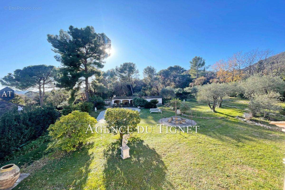 Maison à SPERACEDES