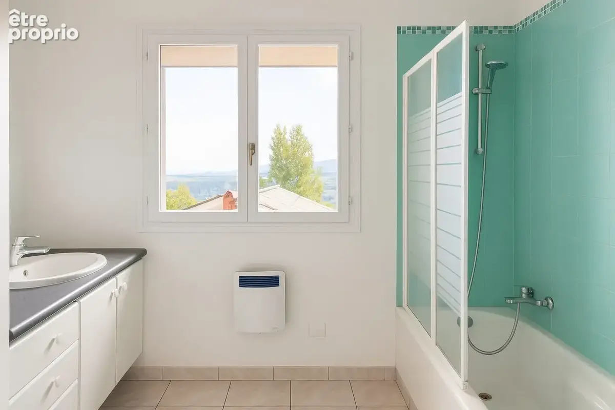 Maison 7 pièces 137 m² à vendre à Claix (38640) - photo 5