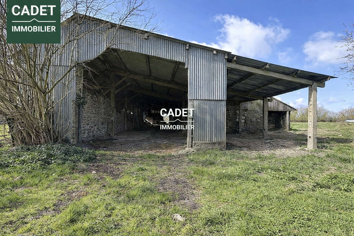 Maison à CHAMPREPUS