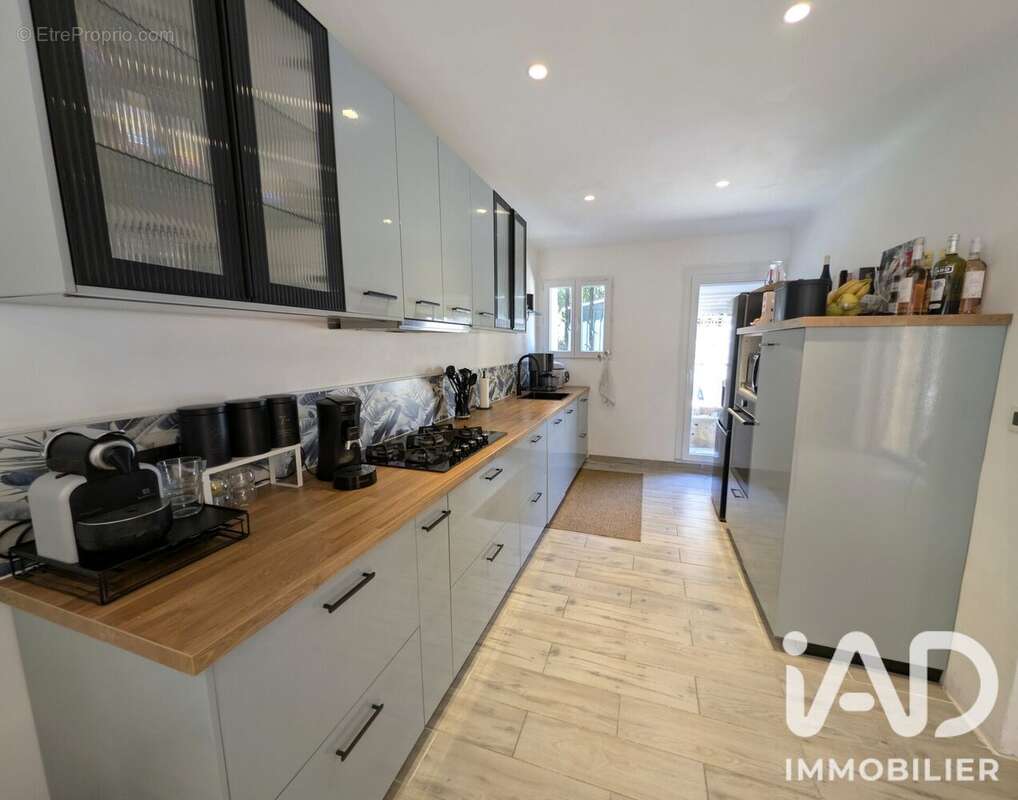 Maison 96 m² à Cogolin  - photo 5