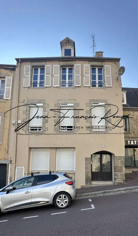 Face à l'église Saint-Pierre, appartement T3 de 72 m², dans une petite copropriété !!! - photo 11