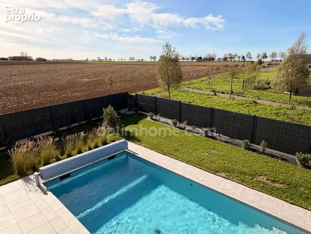 Maison contemporaine avec piscine - Calme, volumes et prestations - photo 20