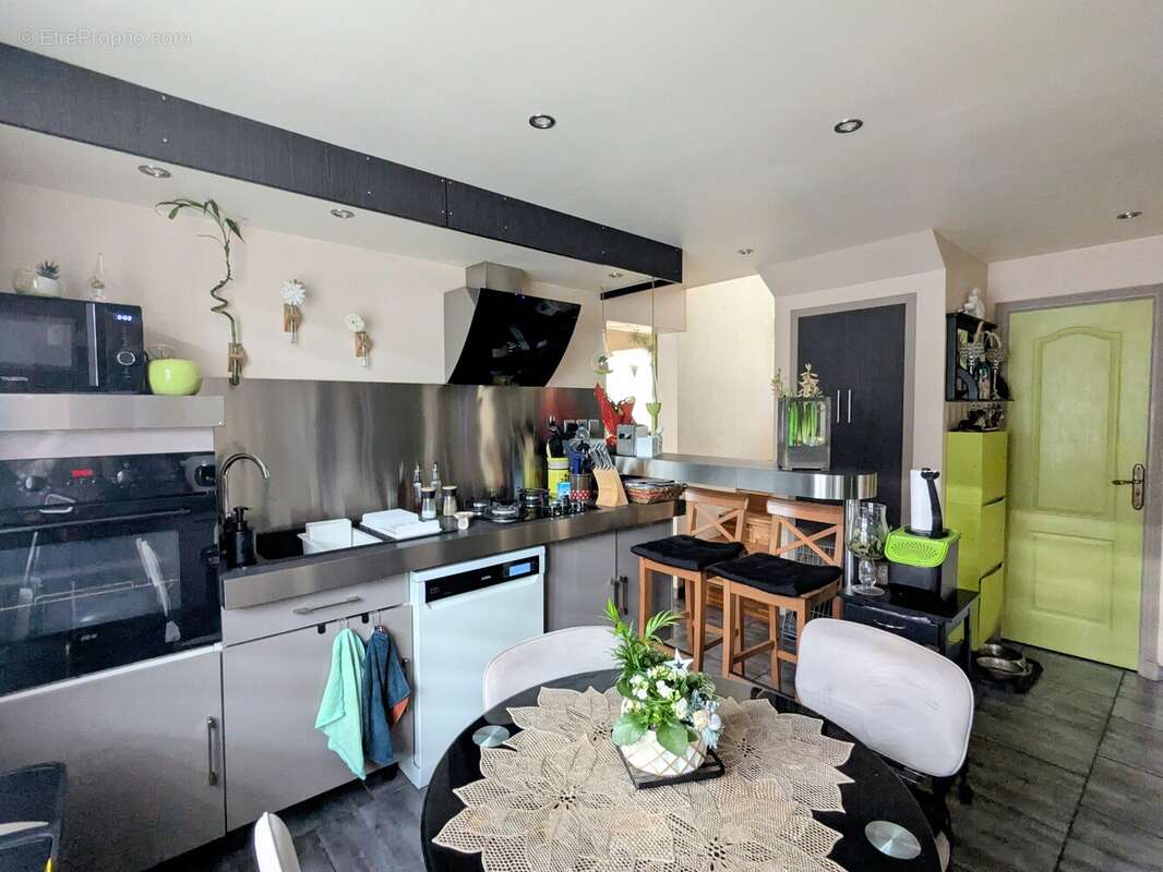 n°1 - Maison à LONG