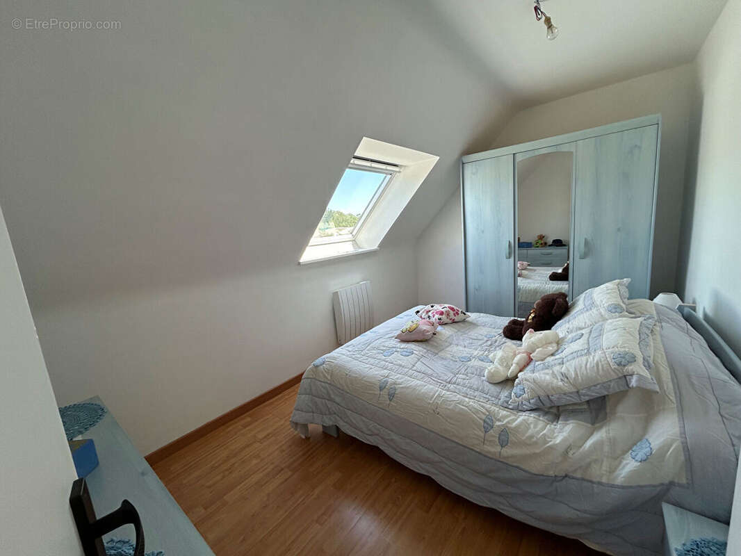 PLOUGAR : Maison  6 pièces-109 m2 - photo 14
