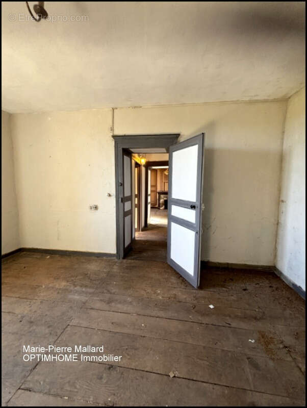 Maison à BOURGANEUF