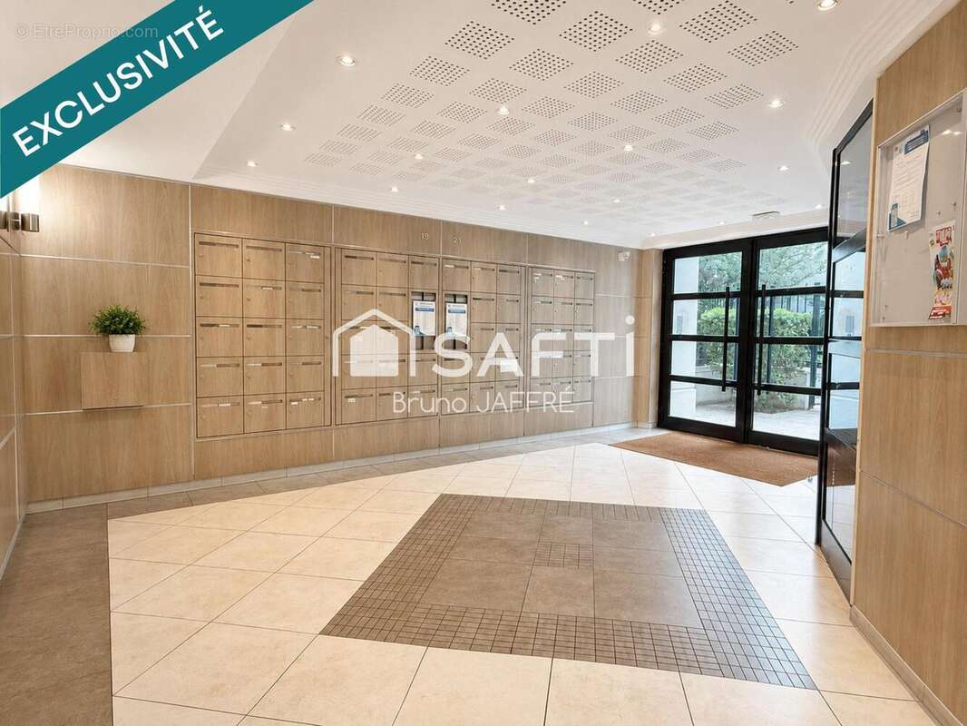 Photo 8 - Appartement à ISSY-LES-MOULINEAUX