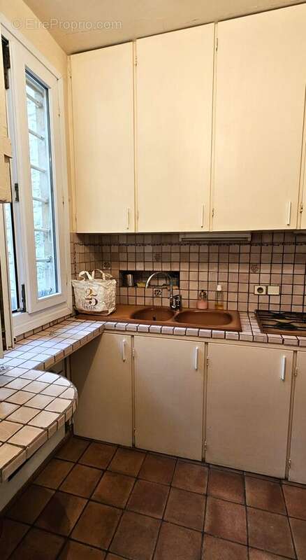 cuisine - Appartement à PARIS-18E