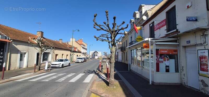 Commerce à COMMENTRY