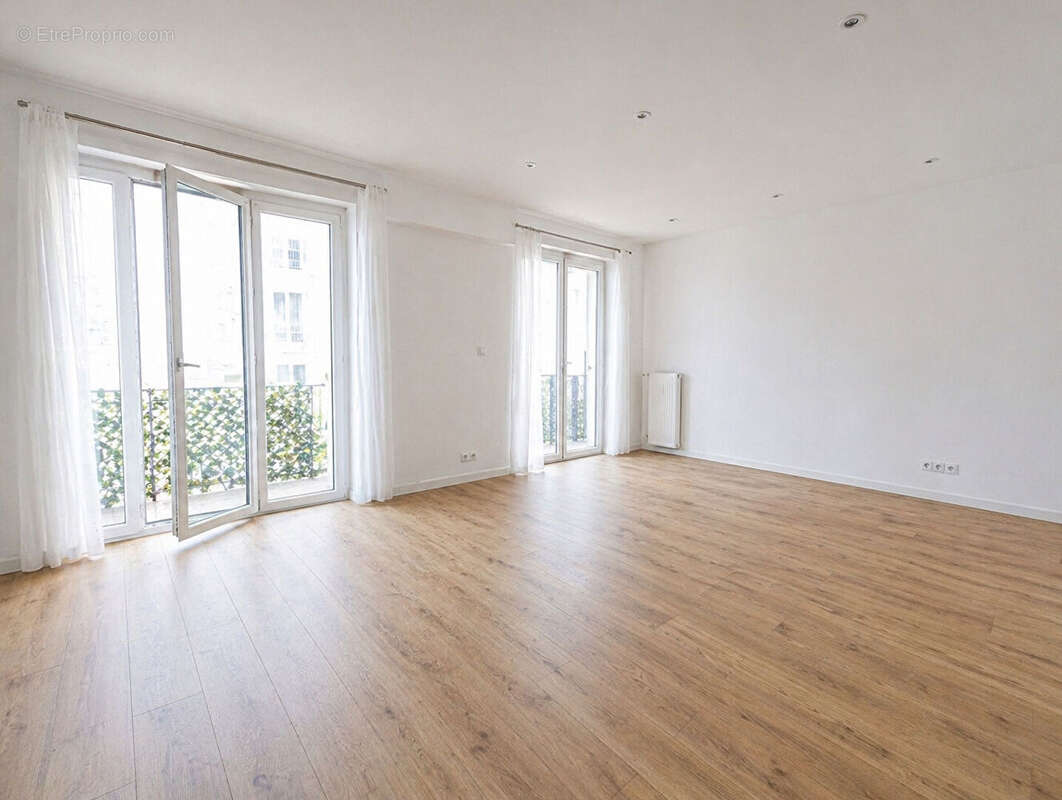 Appartement à FONTENAY-SOUS-BOIS