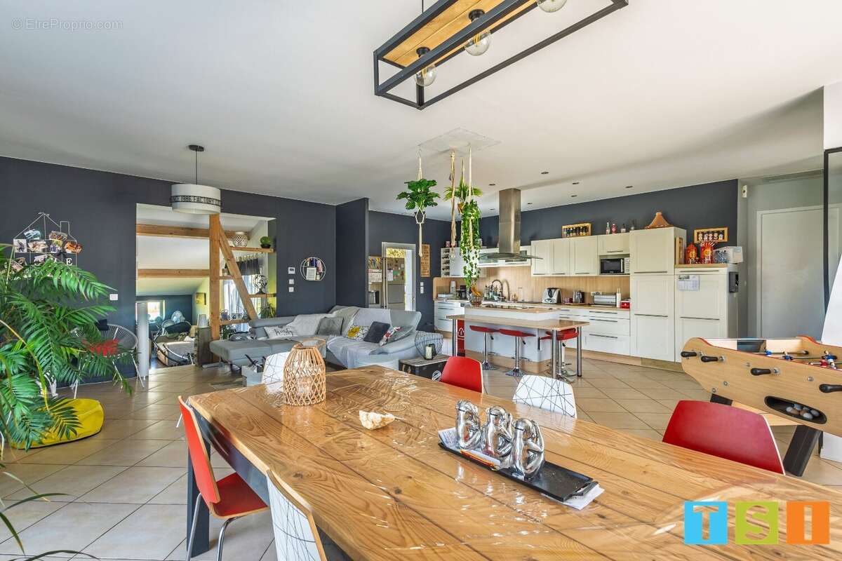 Maison à MARTRES-TOLOSANE