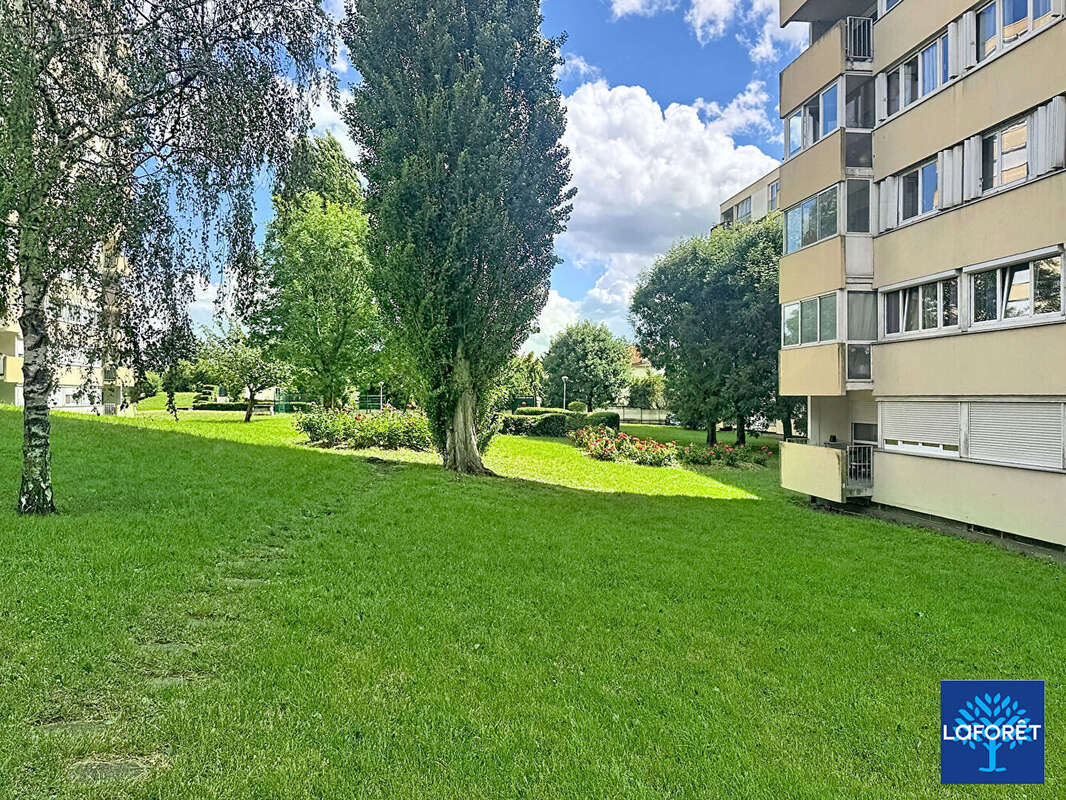 Appartement à NEUILLY-PLAISANCE