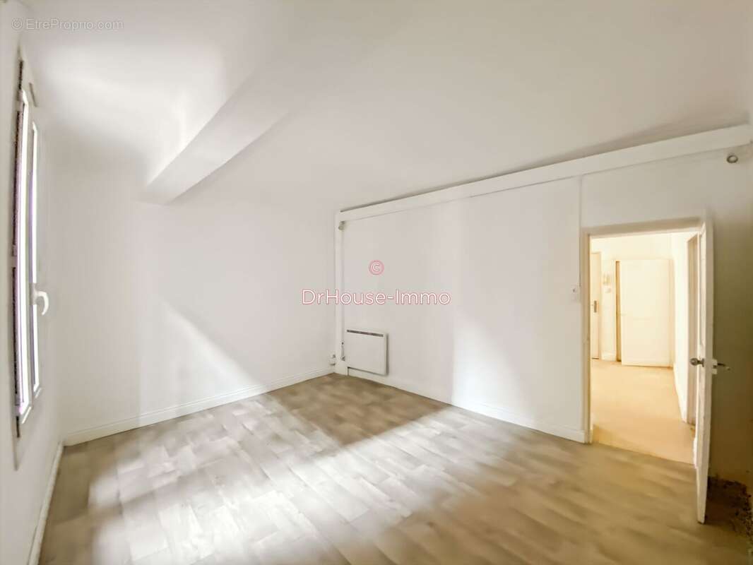 Appartement à SAINT-MAXIMIN-LA-SAINTE-BAUME