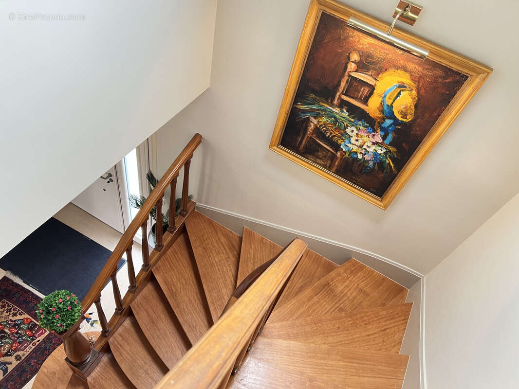 Maison à SAINT-CYR-SUR-LOIRE