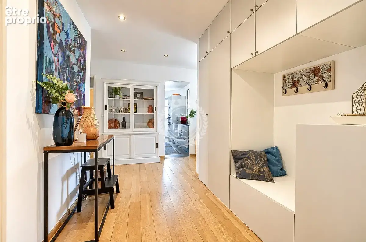 Appartement 5 pièces 108 m² à vendre à Courbevoie (92400) - photo 2