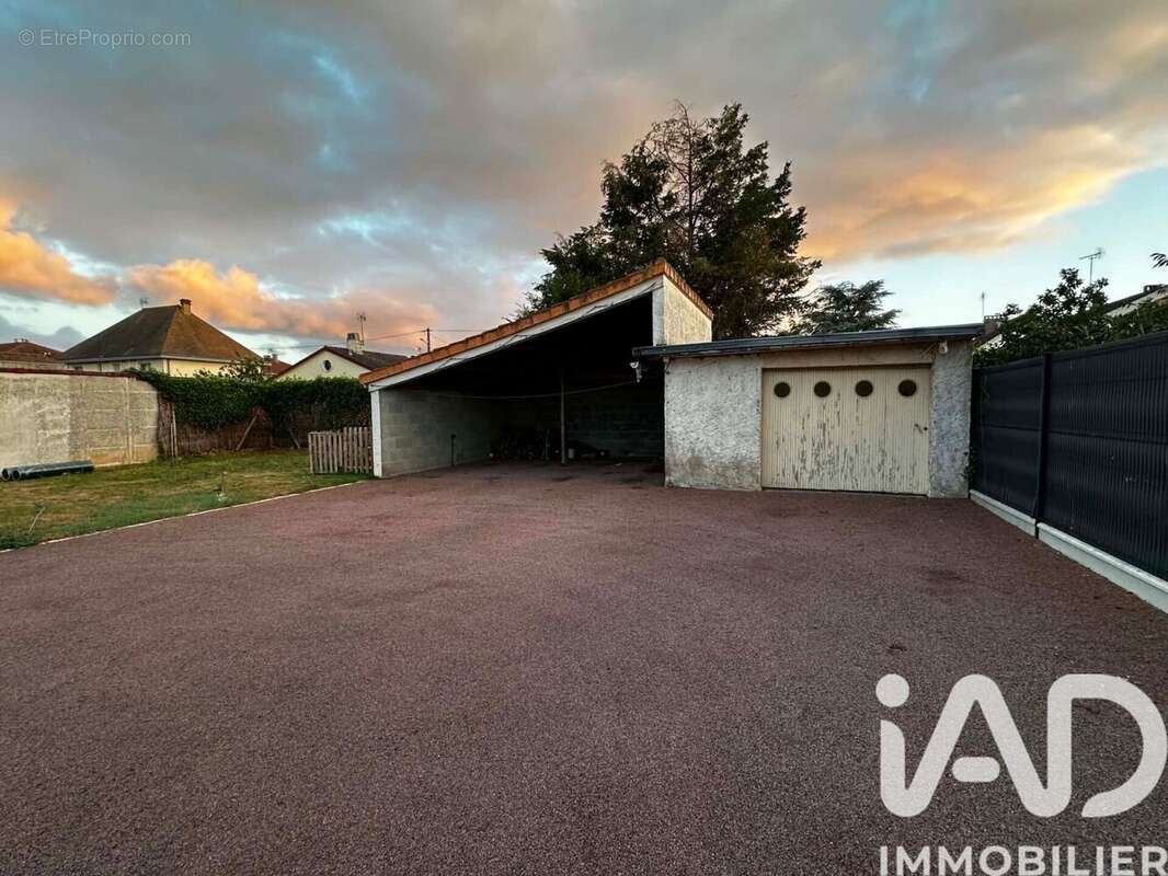 Maison 120 m² à Thouars  - photo 2