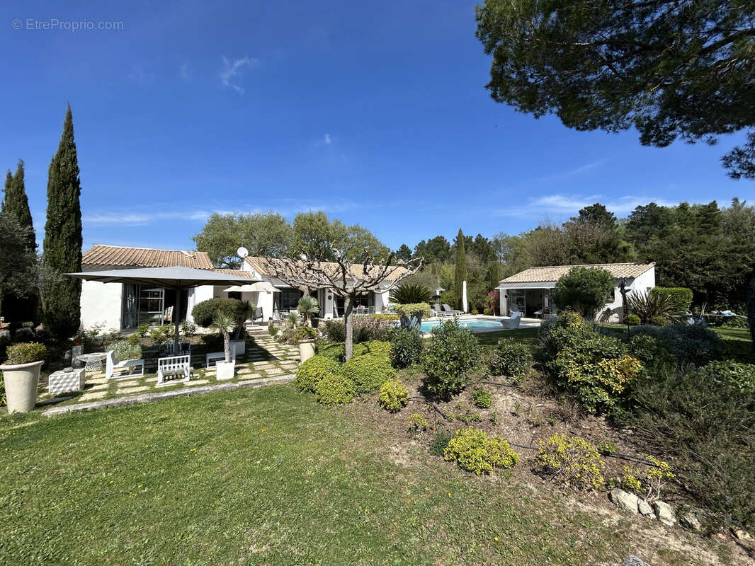 Maison à SAINT-QUENTIN-LA-POTERIE