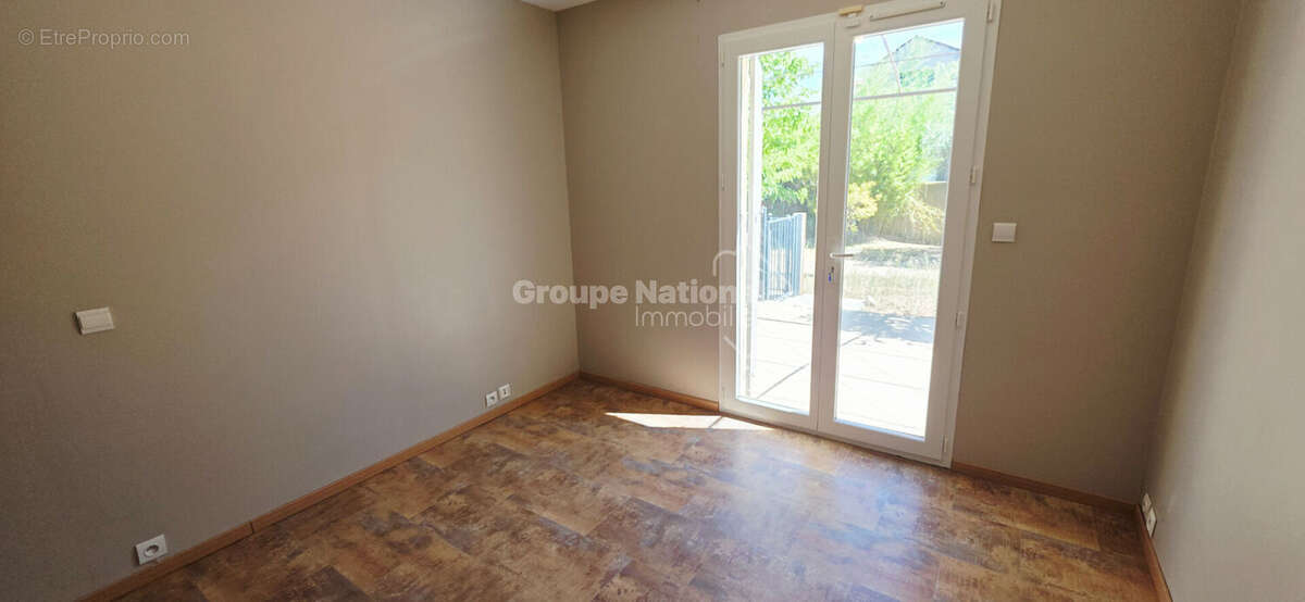 Maison de plain-pied avec piscine, 4 chambres,  Sabran - photo 10