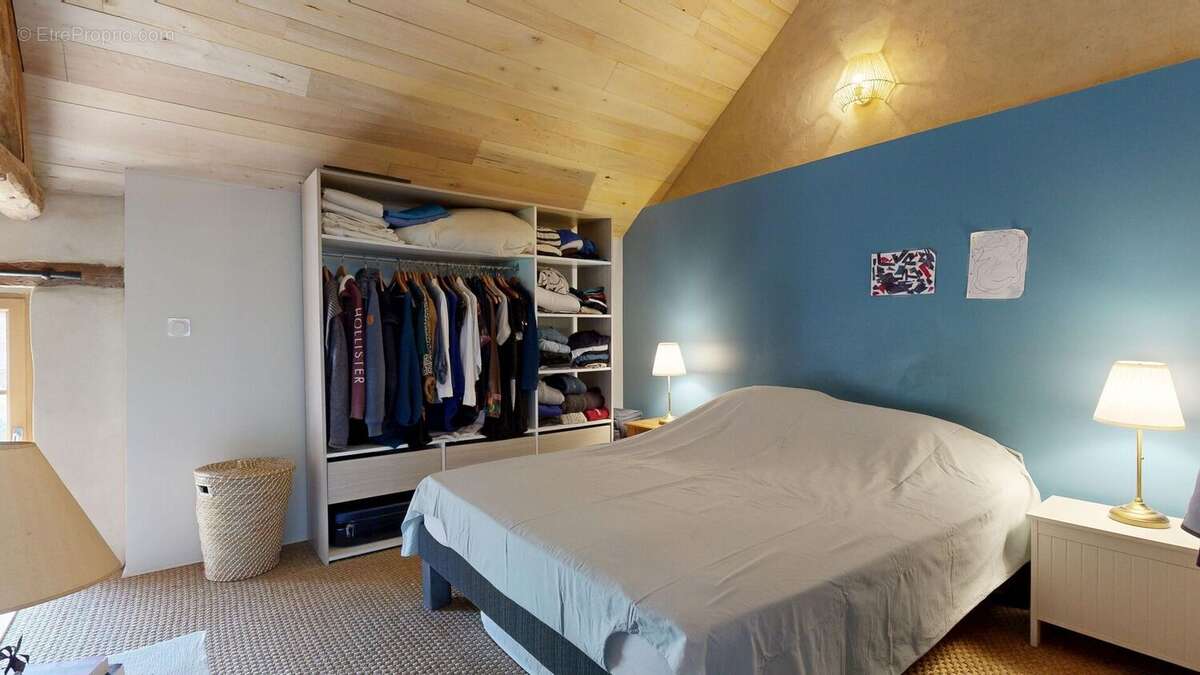Petithameaude4maisons07232026111847