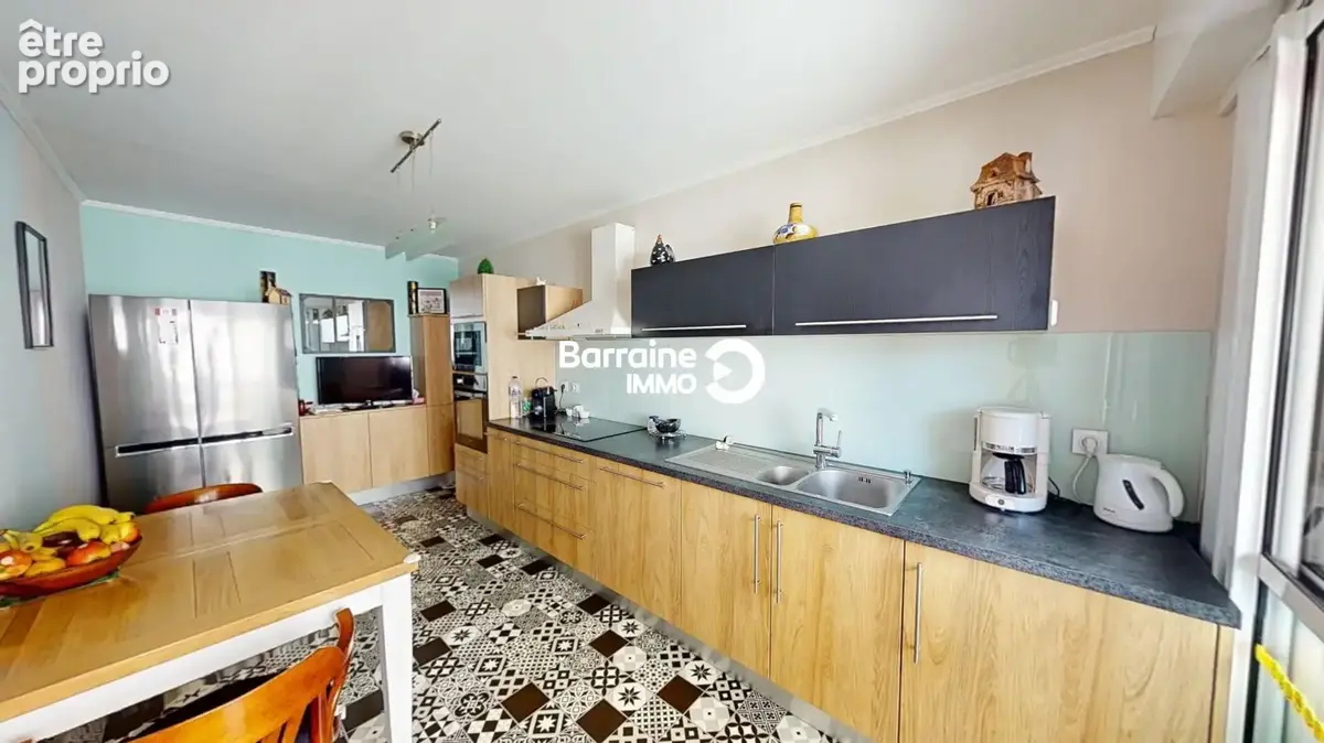 A Vendre Brest Petit Kerzu Appartement T6 98M² 3 Chambres Ascenseur Balcons Exposition Sud - photo 9