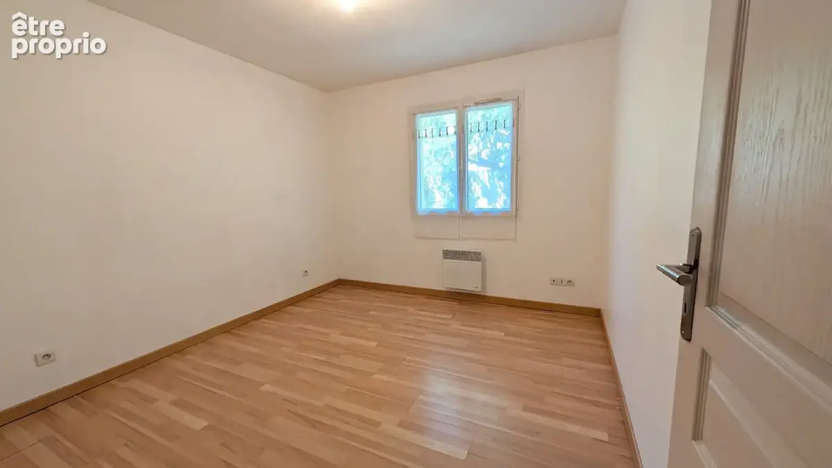 Maison F5 - récente de plein pied  à CORNAS - photo 13