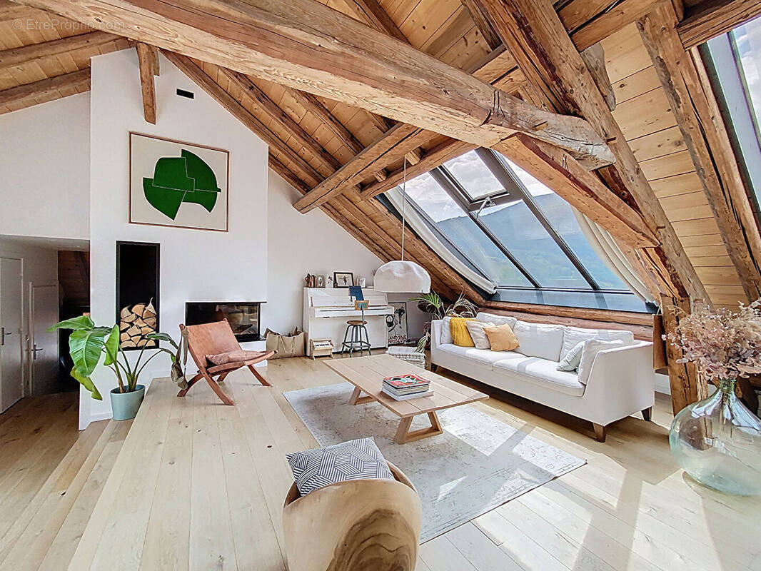 Appartement à ANNECY-LE-VIEUX