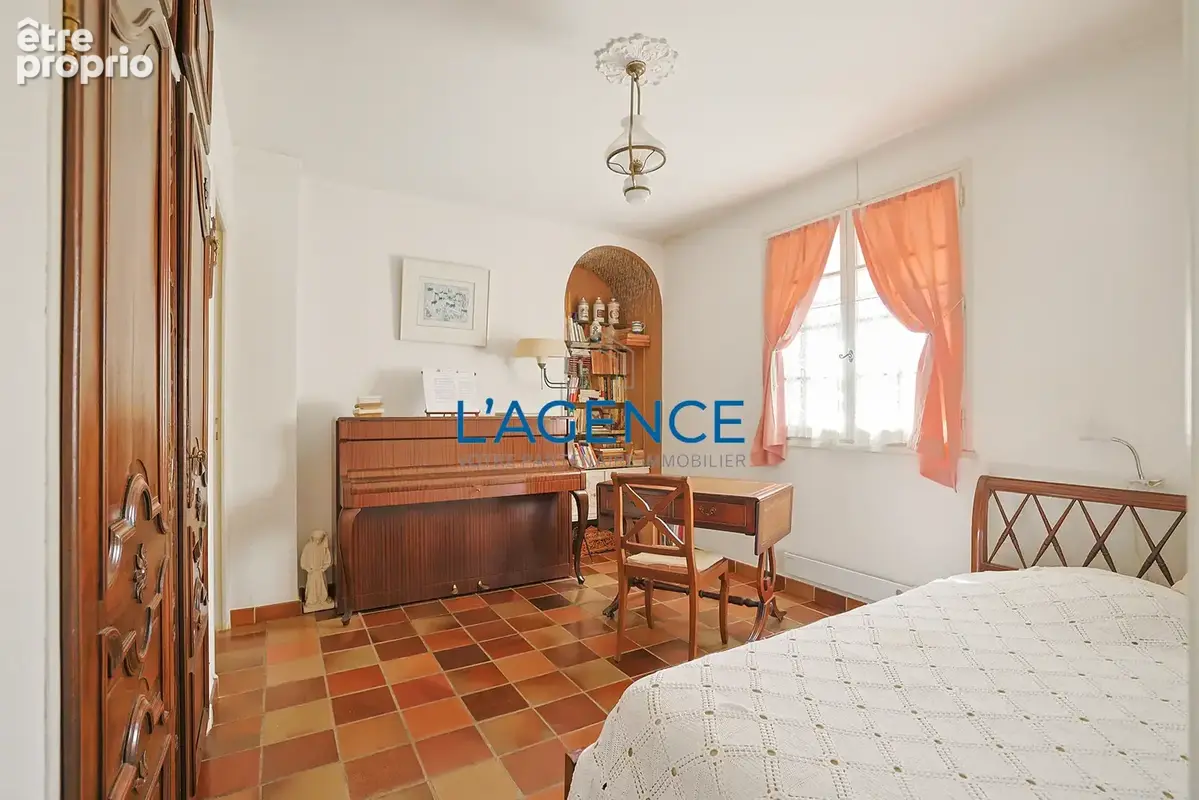 Hyeres maison de plain pied + petit etage avec tropezienne - photo 7