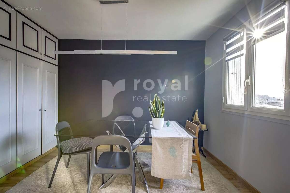 Appartement à VALBONNE