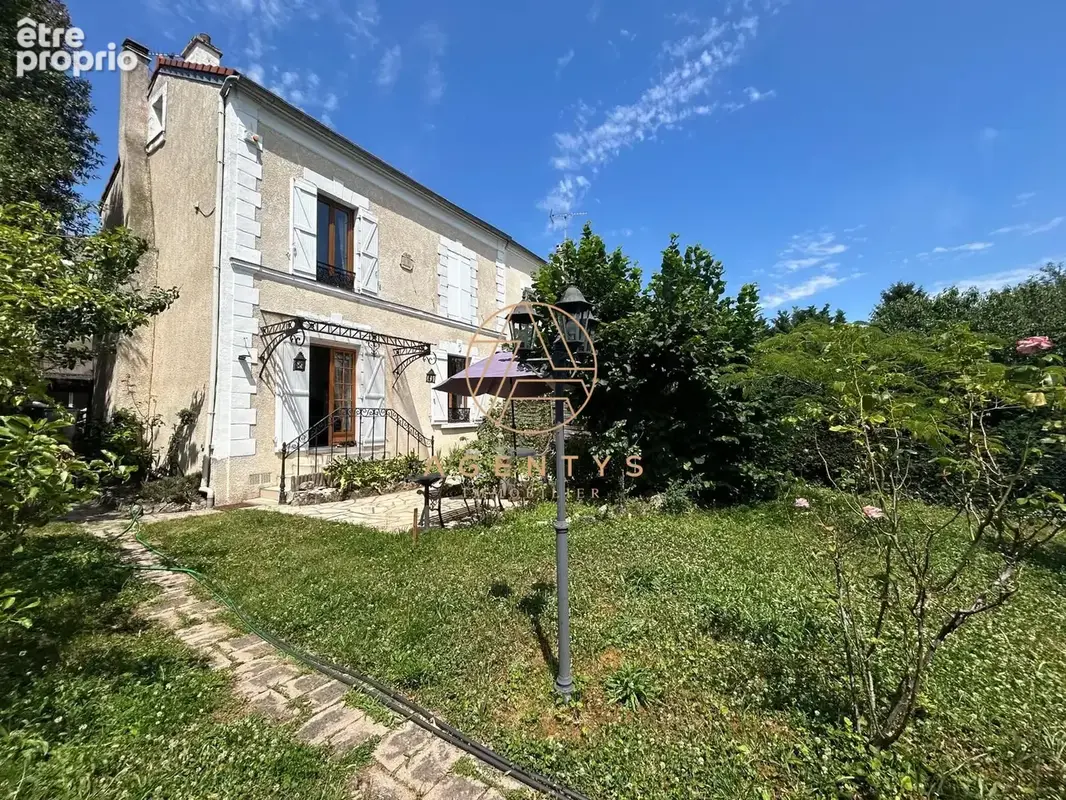 Maison 6 pièces 165 m² à vendre à Nogent-Sur-Marne (94130) - photo 1